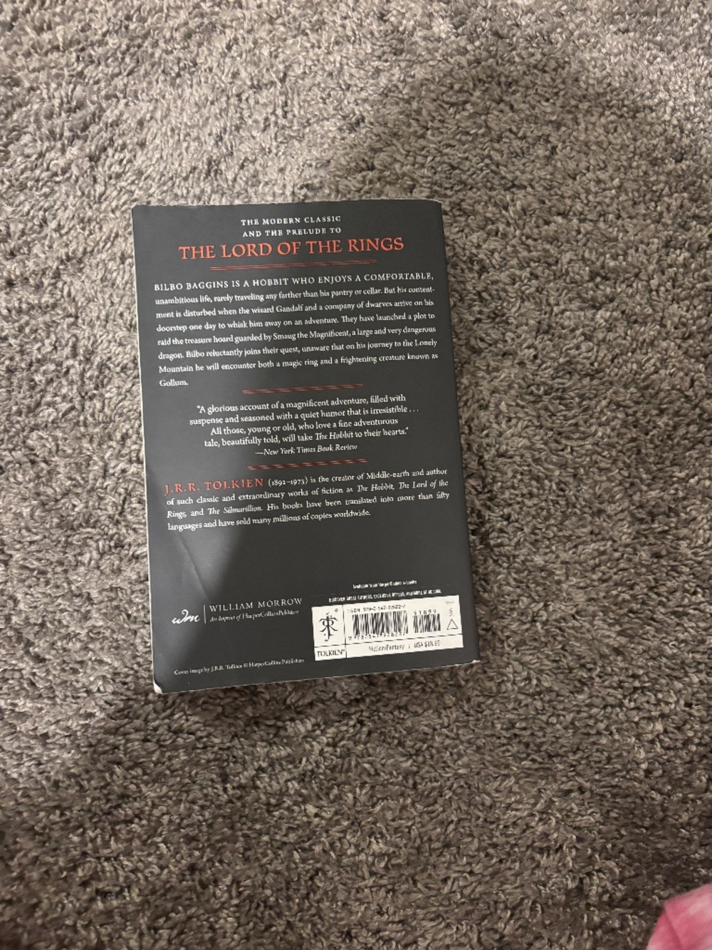 The Hobbit by J.R.R. Tolkien — Classic Fantasy Novel - Picture 3 of 3
